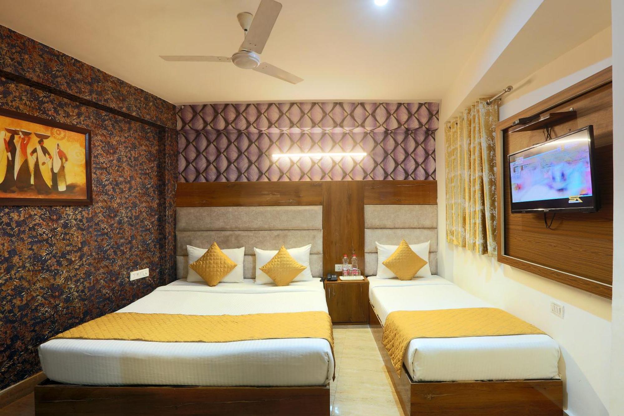 Hotel Ark Wood At Airport New Delhi Exterior foto