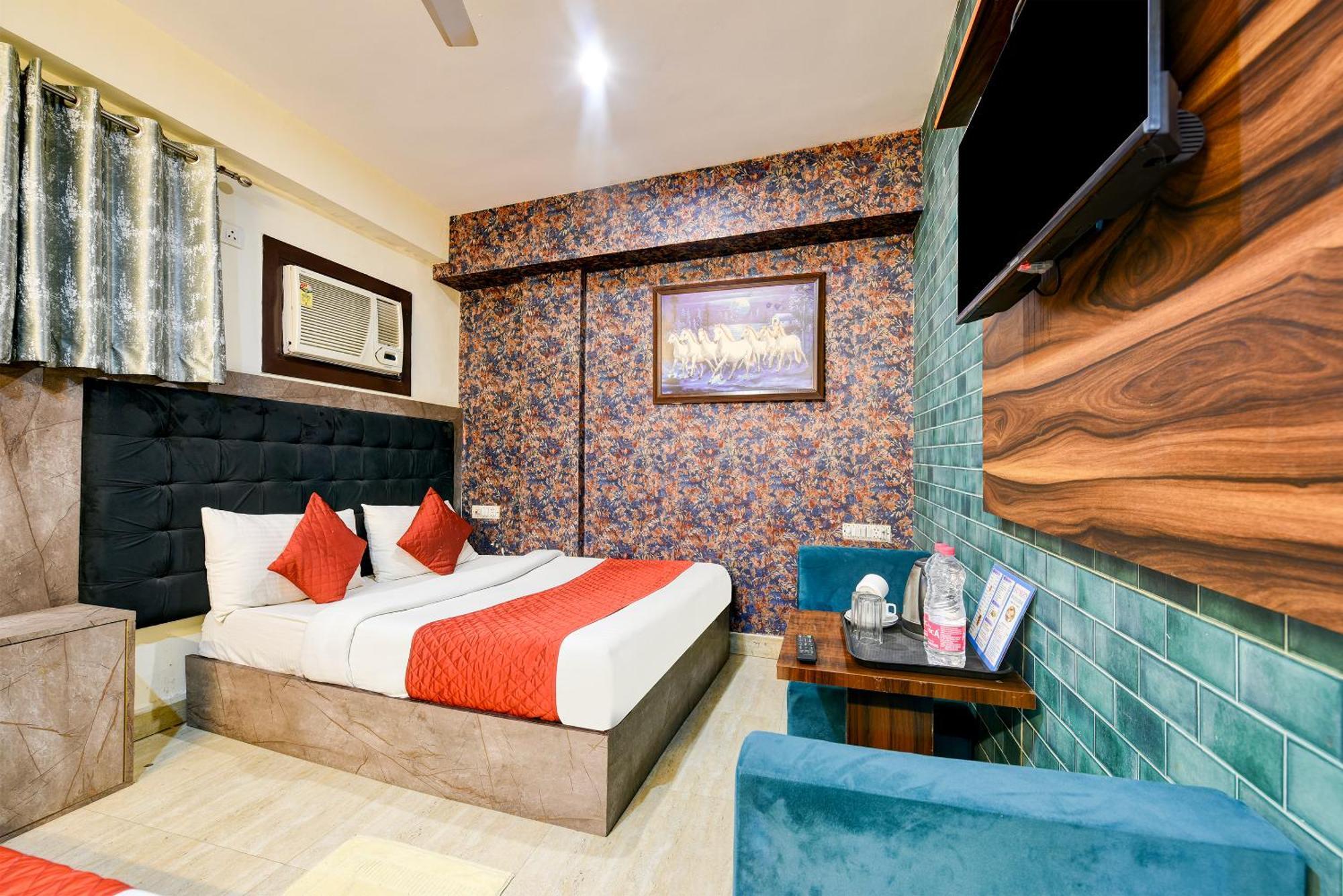 Hotel Ark Wood At Airport New Delhi Exterior foto