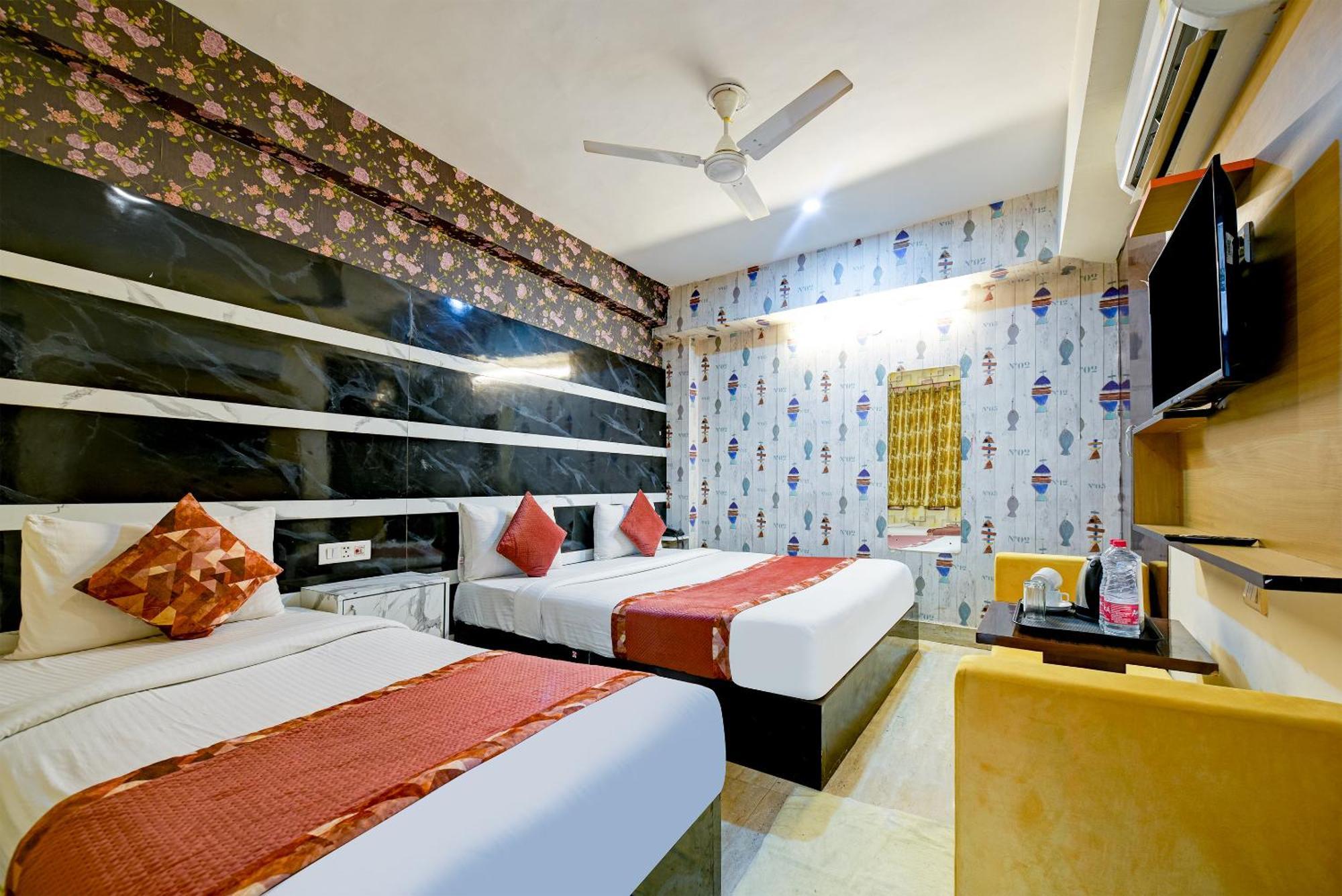 Hotel Ark Wood At Airport New Delhi Exterior foto